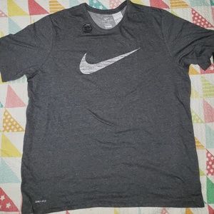 Nike tshirt